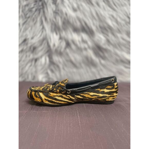 MICHAEL Michael Kors Women's Sutton Moccasin Flat Loafers - Butterscotch 6.5M - Picture 2 of 8